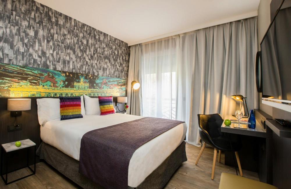Comfort Room interior